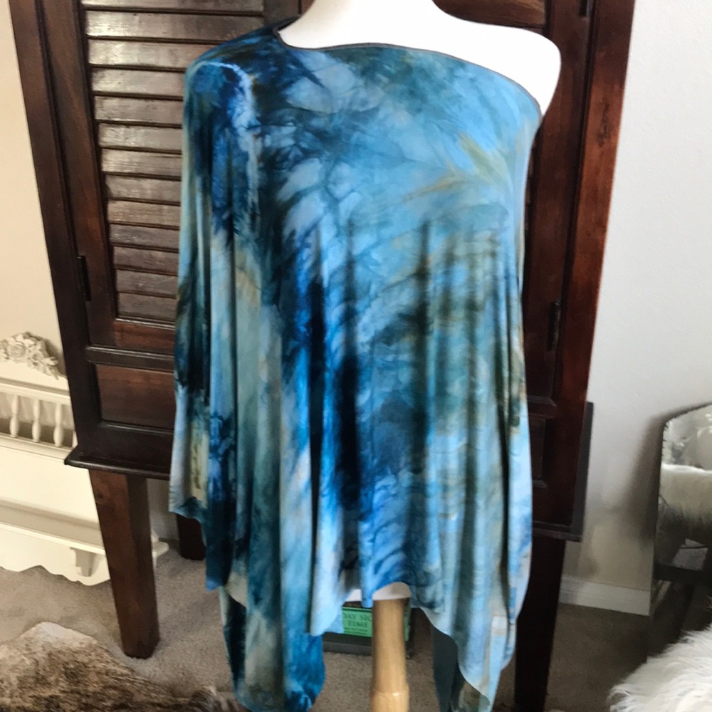 Boho tie dyed jersey top.